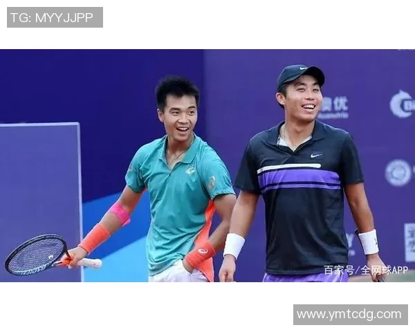 赛后分析：上海网球队与重庆网球队的默契配合与战术探讨