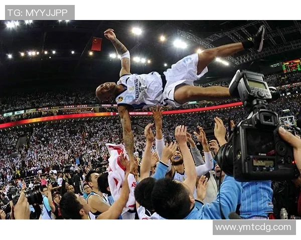 足球明星优雅卫士的传奇故事与辉煌成就揭秘