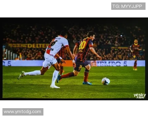 足球明星虚影图片展现运动魅力与激情的完美结合