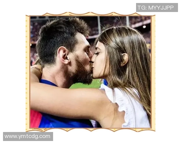 足球明星背后的家族故事揭秘亲戚们的传奇与奋斗历程